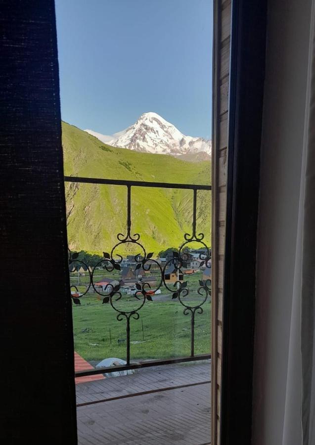 Mountain Flower Cottage Kazbegi Exterior photo