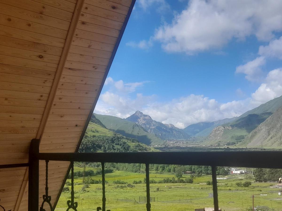 Mountain Flower Cottage Kazbegi Exterior photo