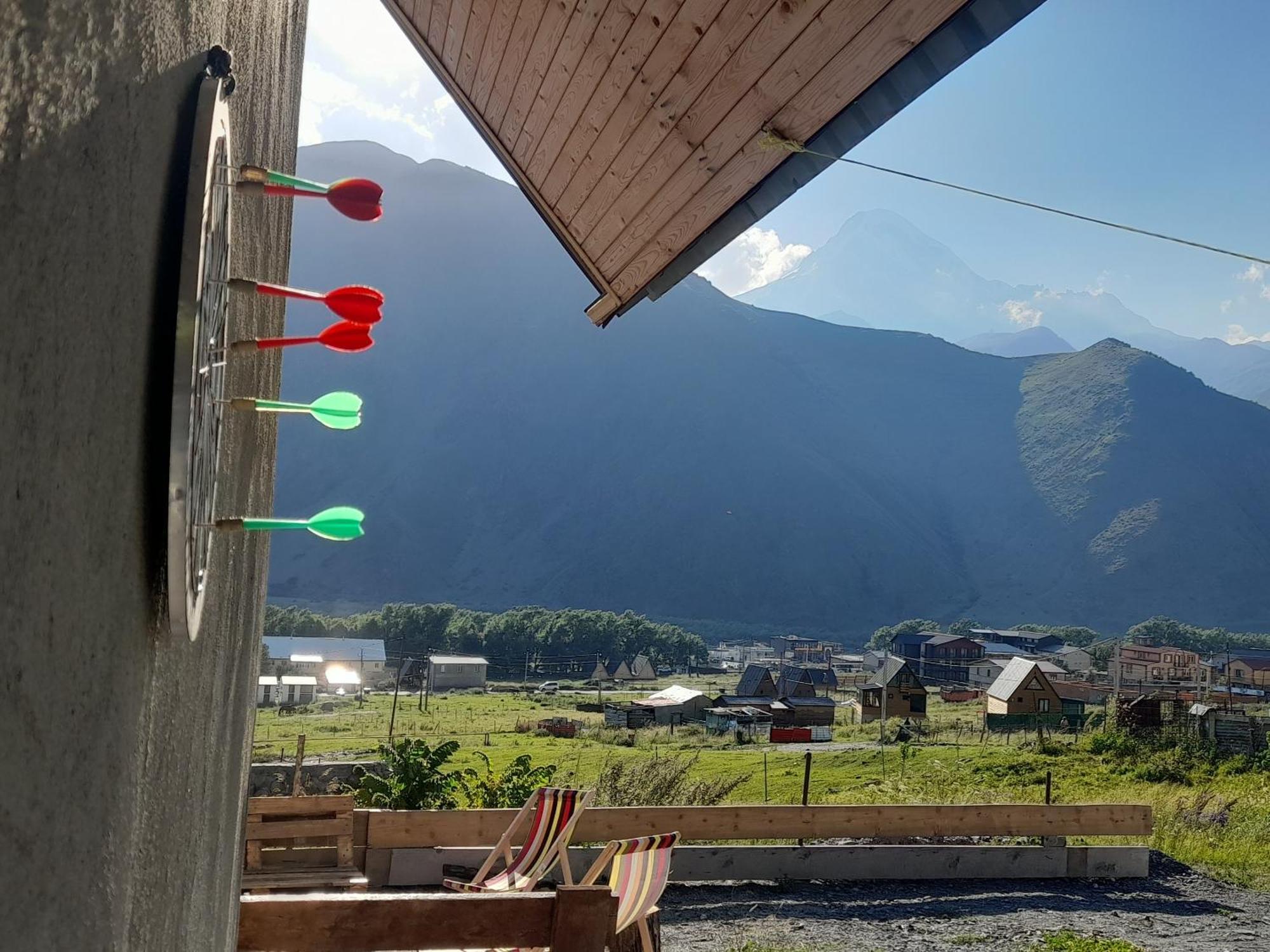 Mountain Flower Cottage Kazbegi Exterior photo
