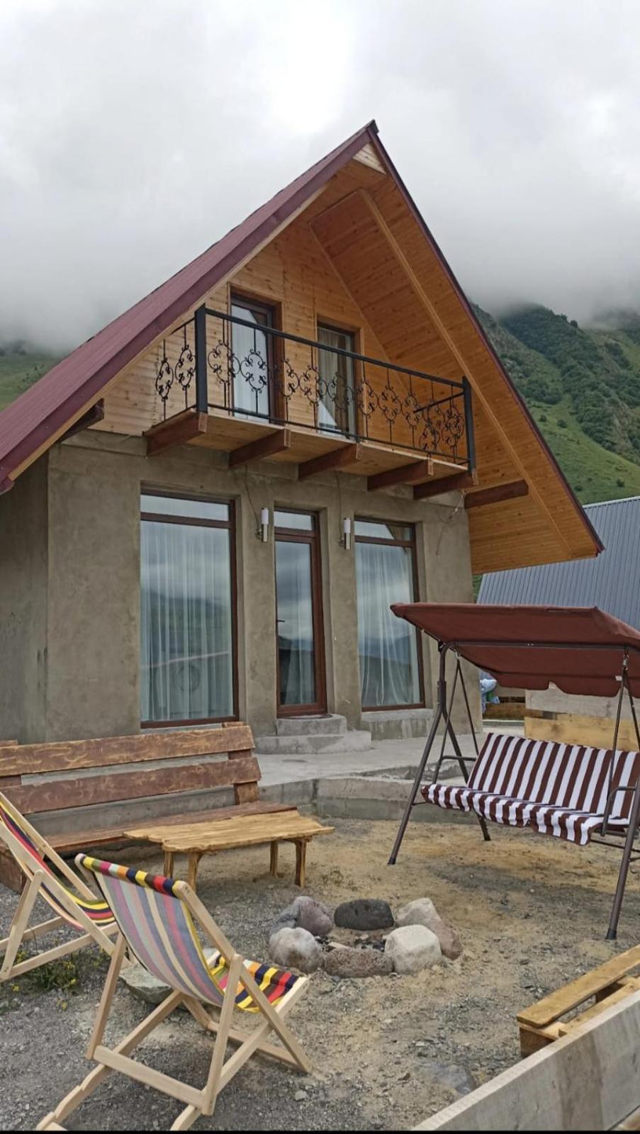 Mountain Flower Cottage Kazbegi Exterior photo